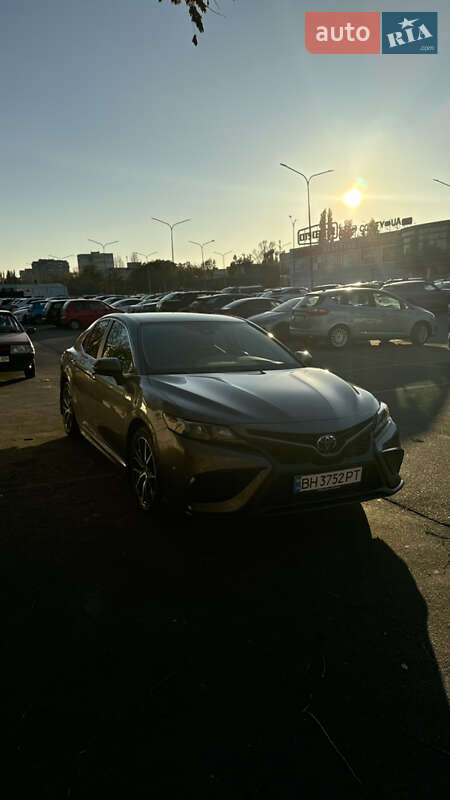 Седан Toyota Camry 2021 в Одесі