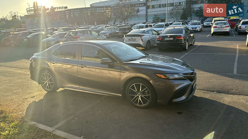 Седан Toyota Camry 2021 в Одесі