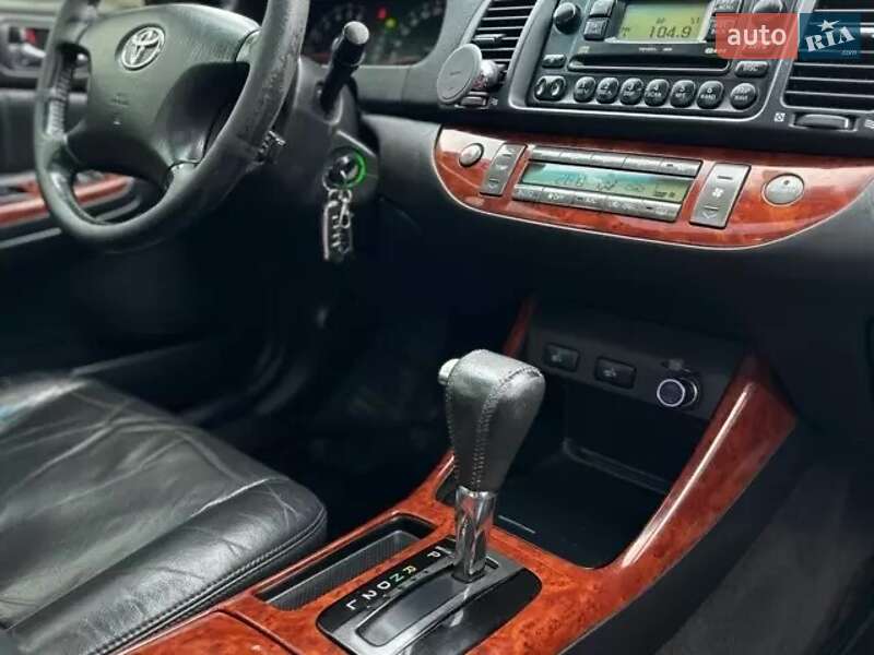 Седан Toyota Camry 2002 в Одессе