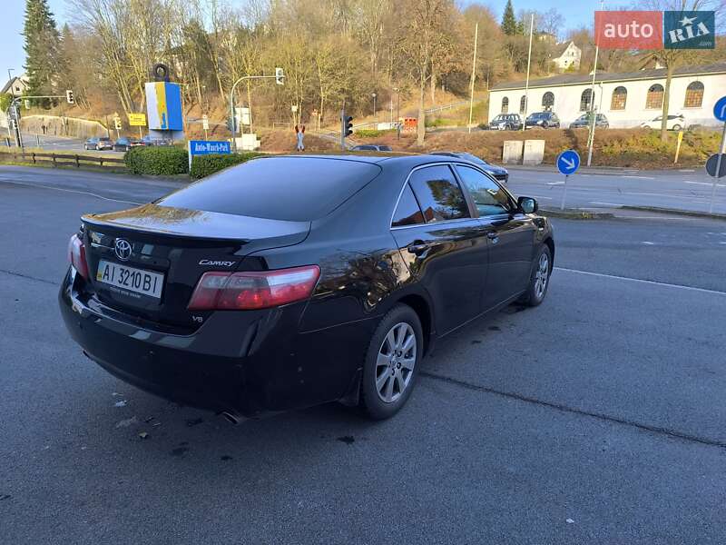 Седан Toyota Camry 2007 в Житомирі
