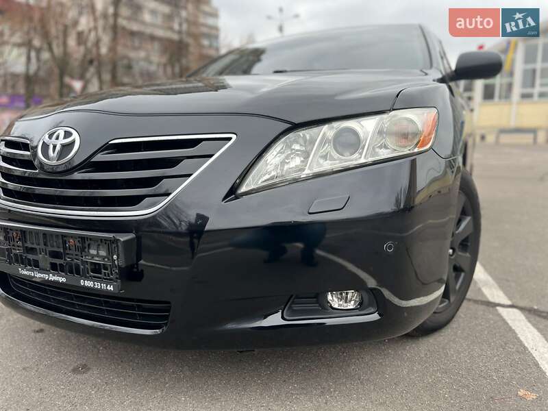 Седан Toyota Camry 2008 в Черкасах