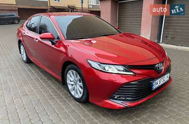 Седан Toyota Camry 2018 в Вінниці