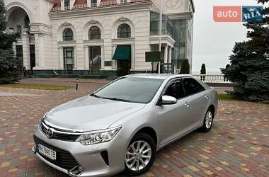 Седан Toyota Camry 2015 в Одессе