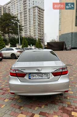 Седан Toyota Camry 2015 в Одессе