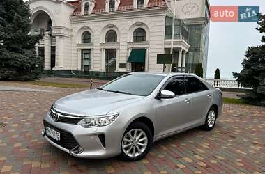 Седан Toyota Camry 2015 в Одессе