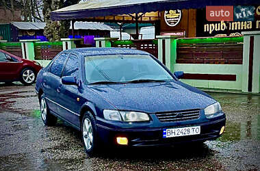 Седан Toyota Camry 1998 в Одесі