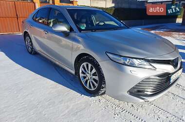 Седан Toyota Camry 2018 в Києві