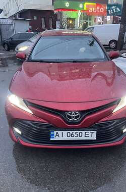 Седан Toyota Camry 2018 в Фастове