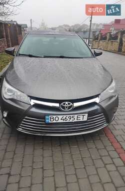 Седан Toyota Camry 2015 в Тернополі