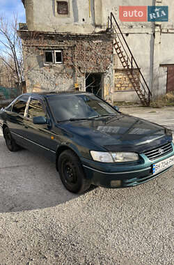 Седан Toyota Camry 1997 в Одесі