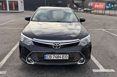 Седан Toyota Camry 2017 в Києві