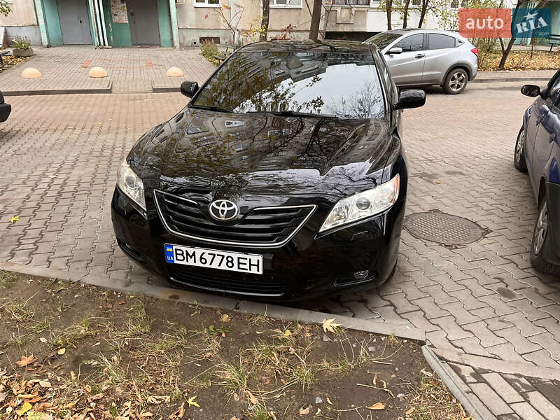 Седан Toyota Camry 2006 в Сумах