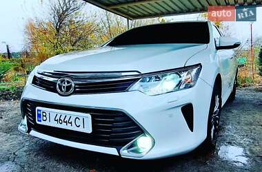 Седан Toyota Camry 2015 в Кременчуці