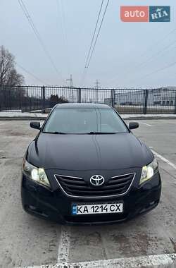 Седан Toyota Camry 2008 в Києві