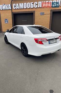 Седан Toyota Camry 2012 в Благовещенском