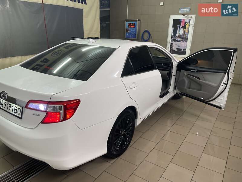 Седан Toyota Camry 2012 в Благовіщенську