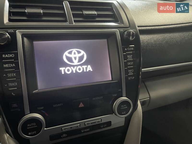 Седан Toyota Camry 2012 в Благовіщенську