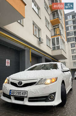 Седан Toyota Camry 2014 в Вінниці