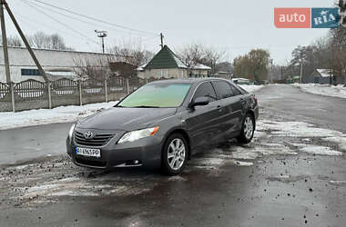 Седан Toyota Camry 2007 в Попільні