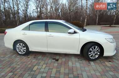 Седан Toyota Camry 2013 в Миргороді