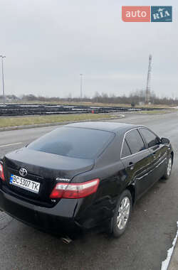 Седан Toyota Camry 2007 в Львове