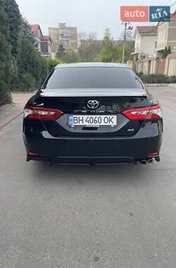 Седан Toyota Camry 2018 в Одесі