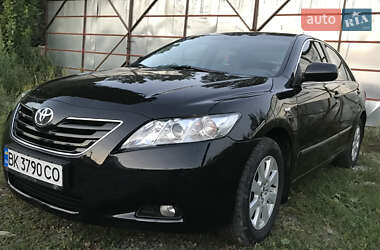 Седан Toyota Camry 2008 в 