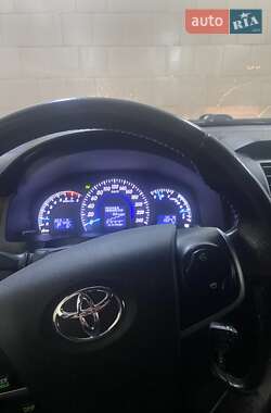 Седан Toyota Camry 2014 в Залещиках