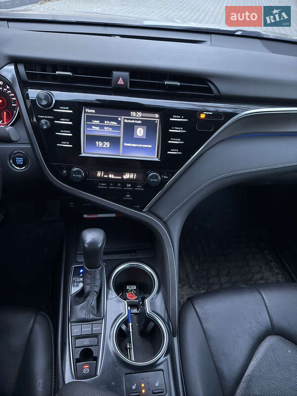 Седан Toyota Camry 2018 в Звягеле фото 19 Седан Toyota Camry 2018 в Звягеле