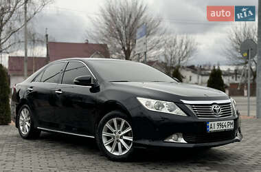 Седан Toyota Camry 2012 в Києві