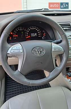 Седан Toyota Camry 2007 в Умані