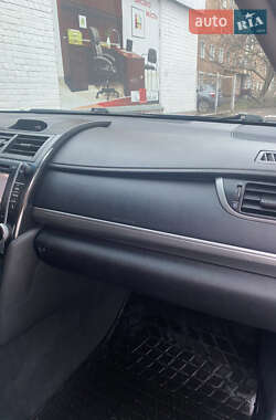 Седан Toyota Camry 2014 в 