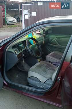 Седан Toyota Camry 1996 в 