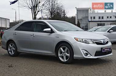 Седан Toyota Camry 2012 в Львові