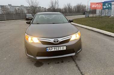 Седан Toyota Camry 2013 в Запоріжжі