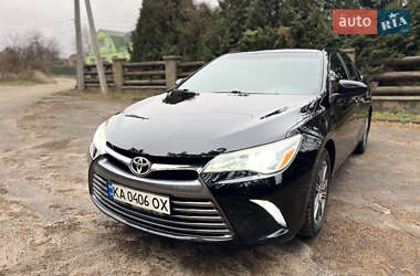 Седан Toyota Camry 2017 в Василькове