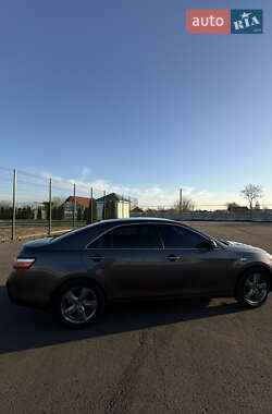 Седан Toyota Camry 2007 в Теплодарі