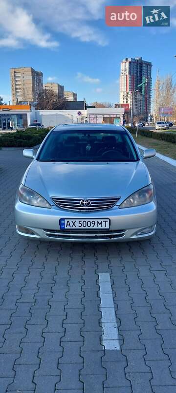 Седан Toyota Camry 2002 в Одессе