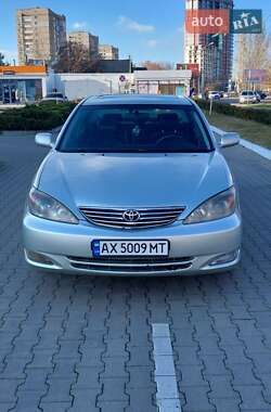 Седан Toyota Camry 2002 в 