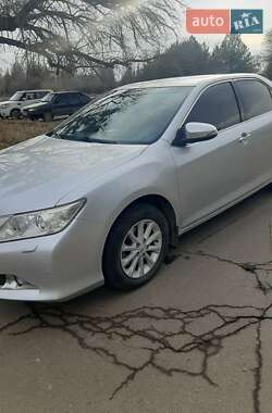 Седан Toyota Camry 2011 в Кропивницком