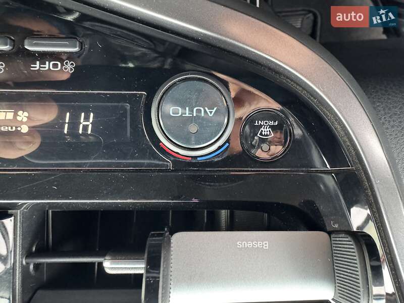 Седан Toyota Camry 2022 в Измаиле