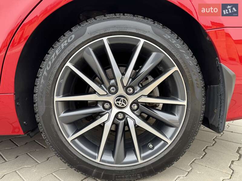 Седан Toyota Camry 2022 в Измаиле