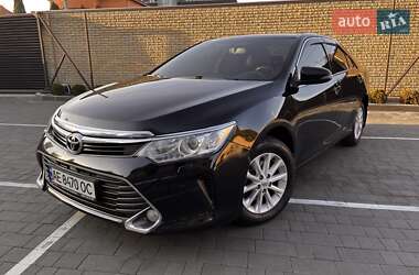 Седан Toyota Camry 2015 в 