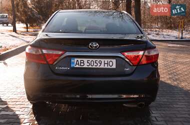 Седан Toyota Camry 2016 в Гайсине