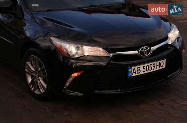 Седан Toyota Camry 2016 в Гайсине