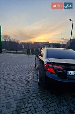 Седан Toyota Camry 2014 в 