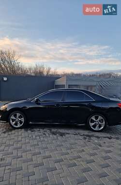 Седан Toyota Camry 2014 в Полтаві