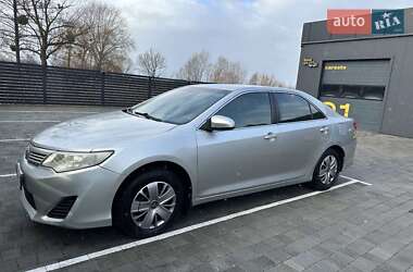 Седан Toyota Camry 2012 в 