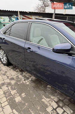 Седан Toyota Camry 2016 в 