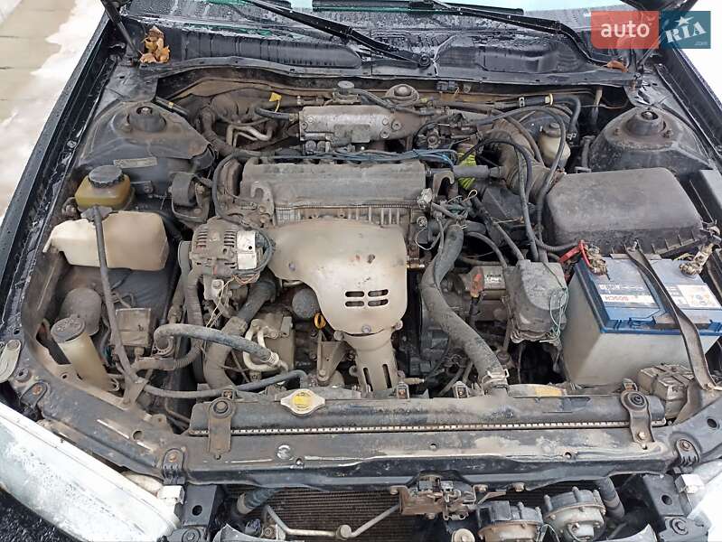 Седан Toyota Camry 1999 в Глухові